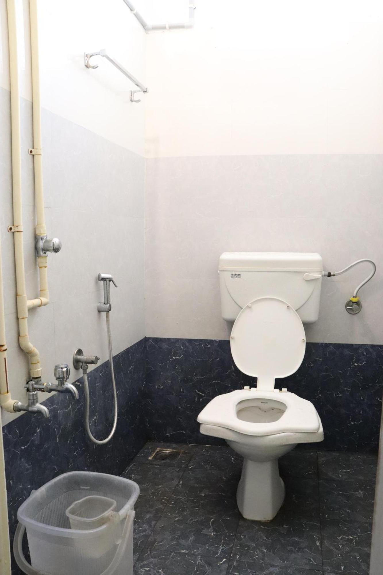 Hotel Star Nivas, Srirangam Tiruchirappalli Εξωτερικό φωτογραφία